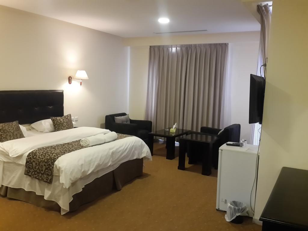 Jeddah Palace Hotel Ammán Szoba fotó