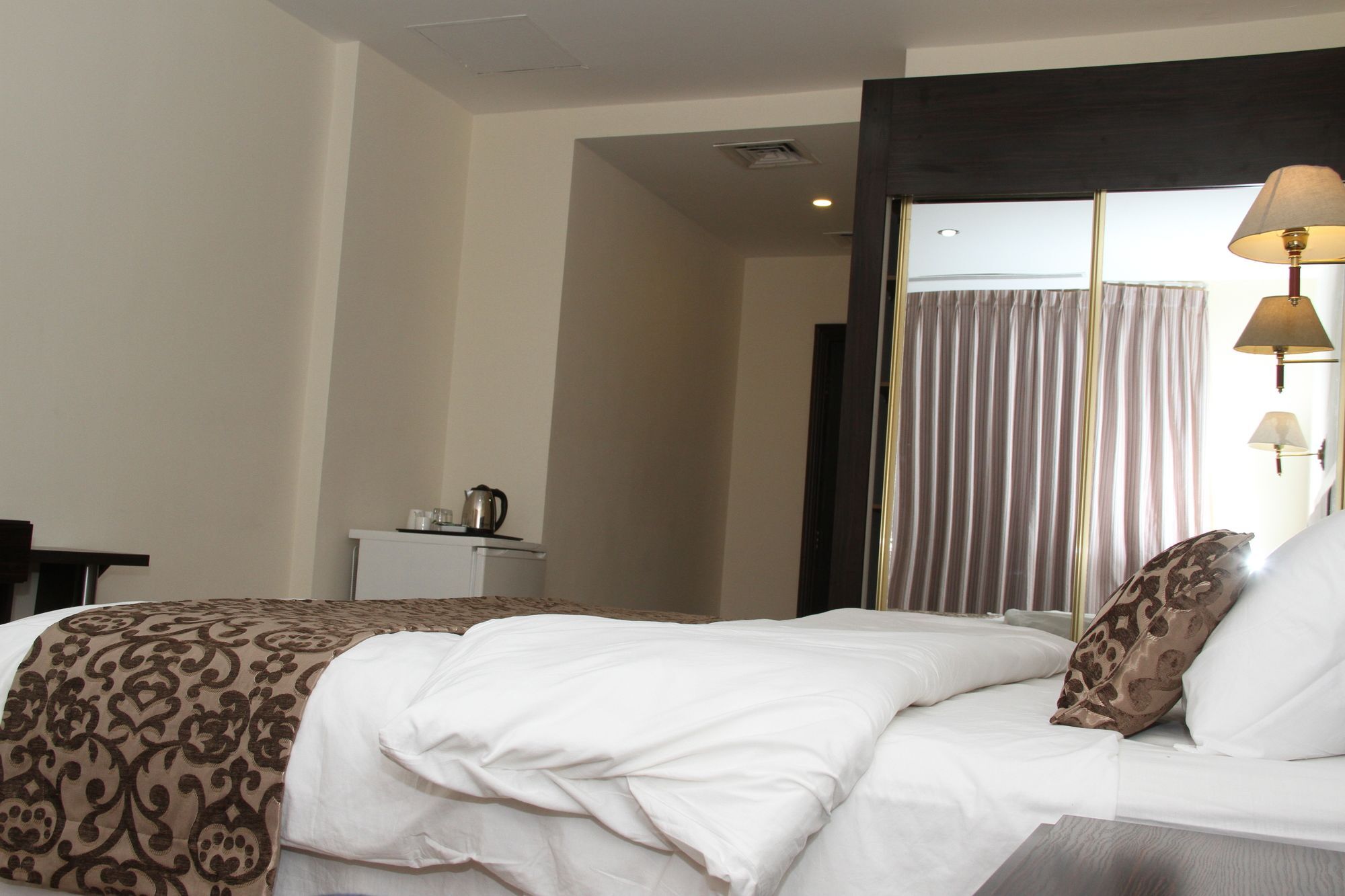 Jeddah Palace Hotel Ammán Kültér fotó